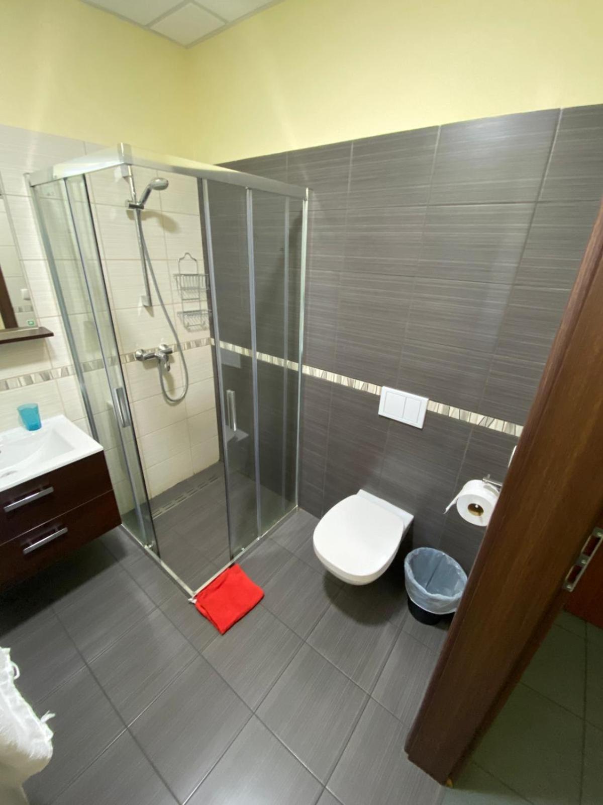 Koi Restaurant And Guest House Zory Luaran gambar